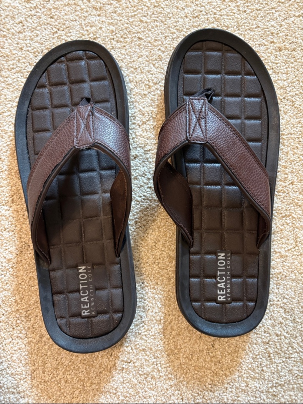 Kenneth Cole Reaction Brown Quilted Footbed Flip Flops